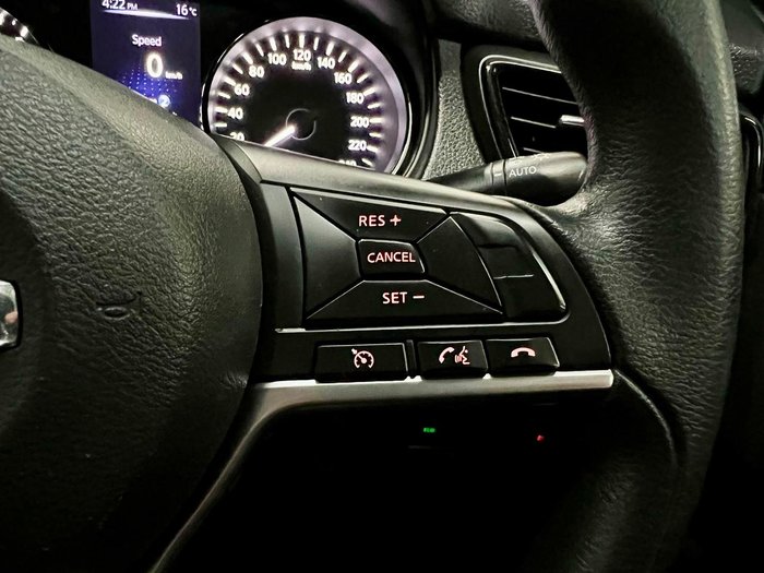 2018 Nissan X-TRAIL ST