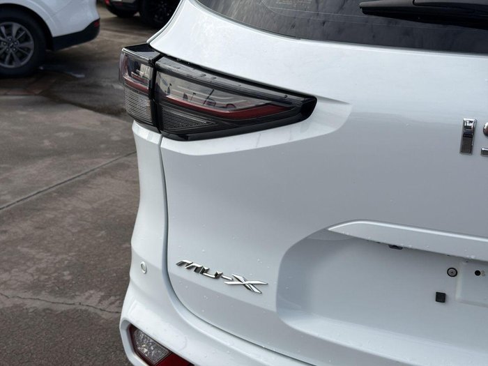 2023 Isuzu MU-X LS-M