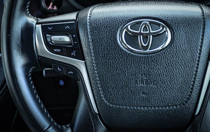 2017 Toyota Landcruiser VX