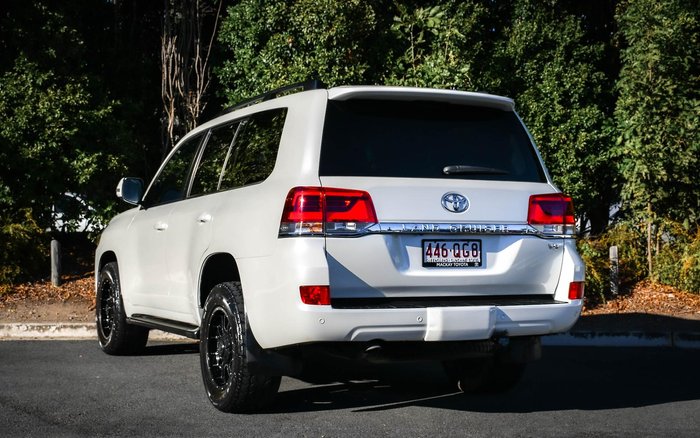 2017 Toyota Landcruiser VX
