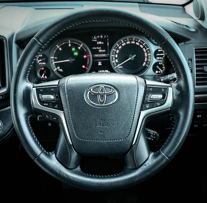 2017 Toyota Landcruiser VX