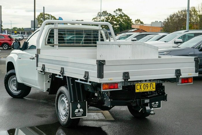 2020 Mitsubishi Triton GLX