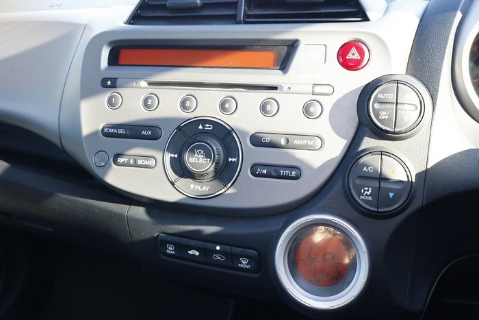 2012 Honda Jazz Vibe-S