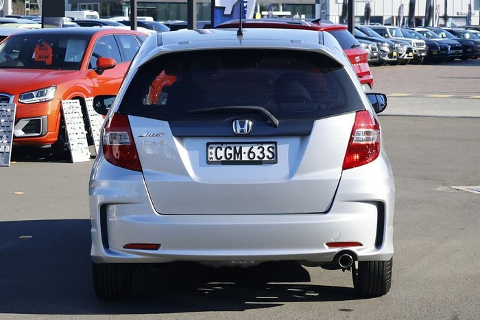 2012 Honda Jazz Vibe-S