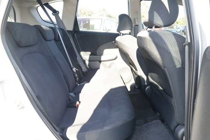 2012 Honda Jazz Vibe-S