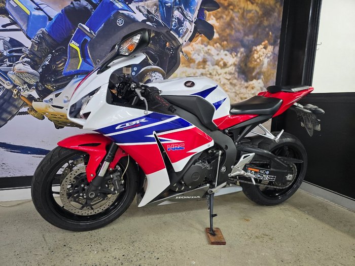2015 Honda CBR1000RR (FIREBLADE) WHITE