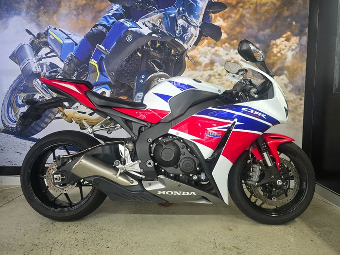 2015 Honda CBR1000RR (FIREBLADE) WHITE