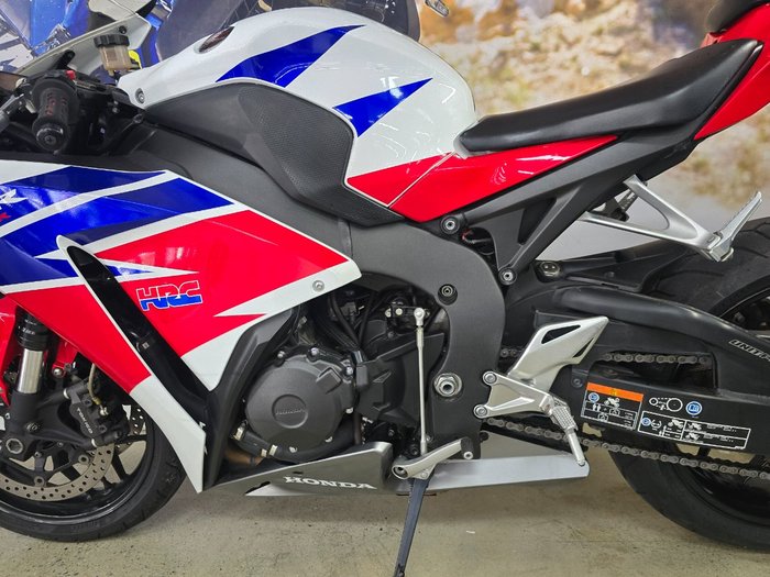2015 Honda CBR1000RR (FIREBLADE) WHITE