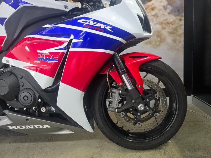2015 Honda CBR1000RR (FIREBLADE) WHITE