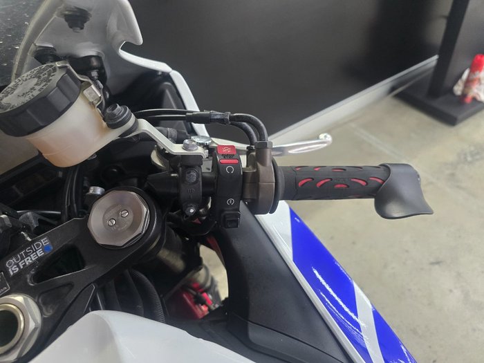 2015 Honda CBR1000RR (FIREBLADE) WHITE