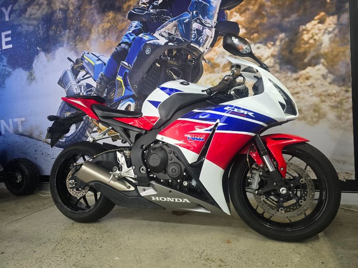 2015 Honda CBR1000RR (FIREBLADE) WHITE