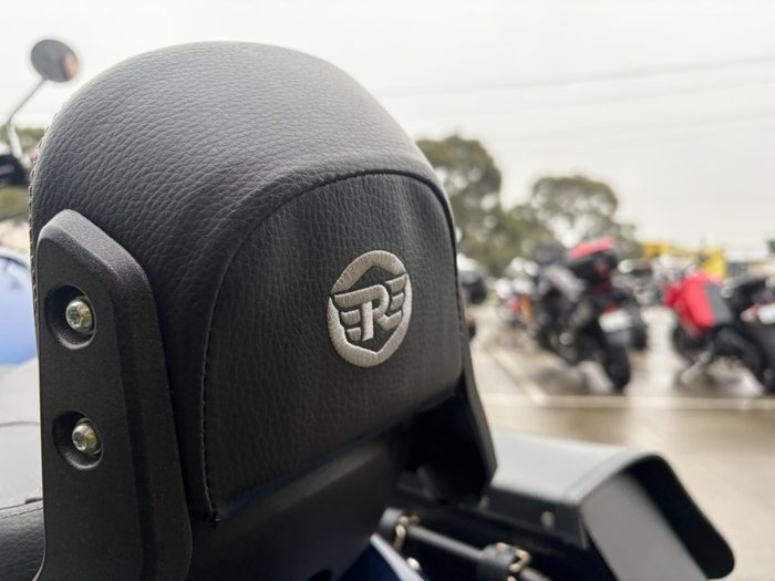 2023 Royal Enfield SUPER METEOR 650 INTERSTELLA CELESTIAL BLUE