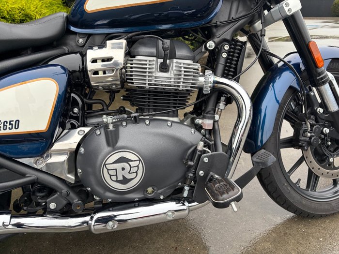 2023 Royal Enfield SUPER METEOR 650 INTERSTELLA CELESTIAL BLUE