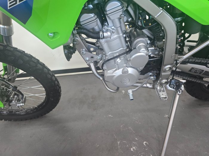 2026 Kawasaki 2026 Kawasaki 300CC KLX300R (KLX300HTFNN) Enduro Green