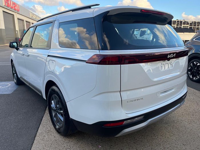 2023 Kia Carnival S