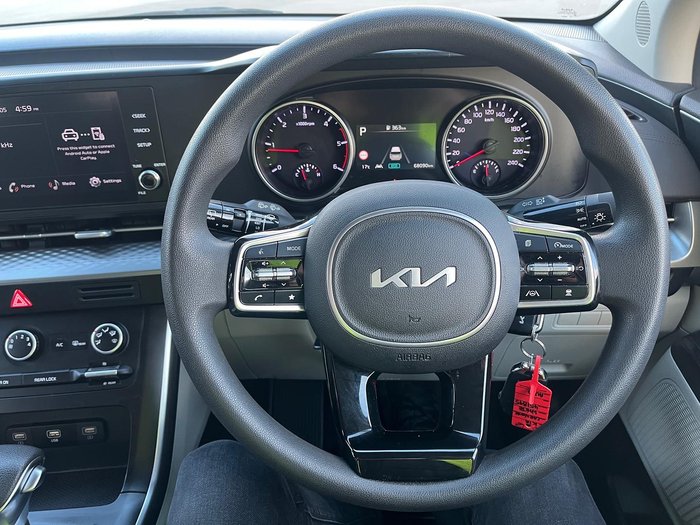 2023 Kia Carnival S