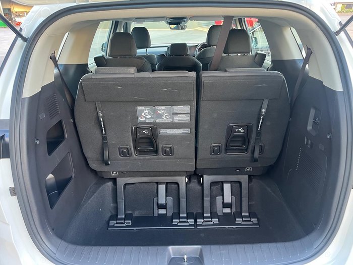 2023 Kia Carnival S