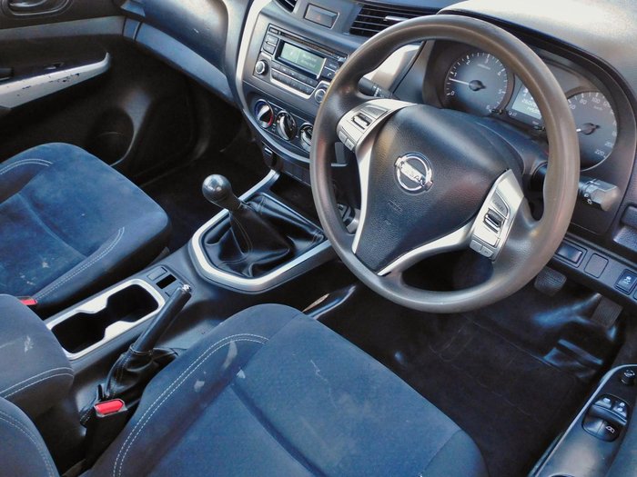 2017 Nissan Navara DX