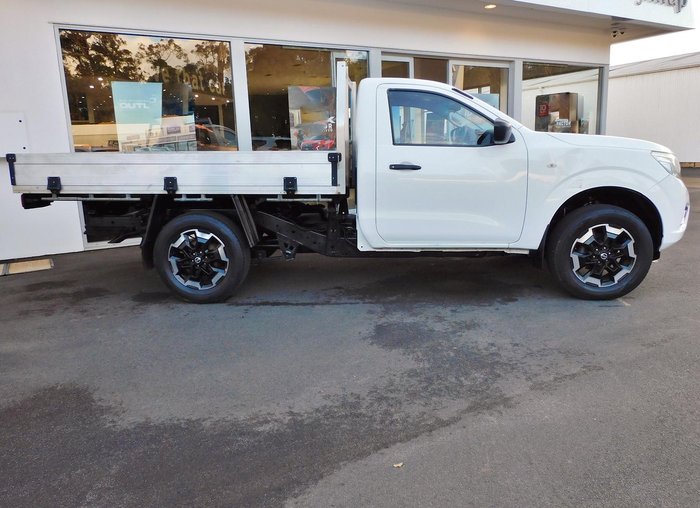 2017 Nissan Navara DX