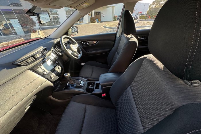 2021 Nissan X-TRAIL ST