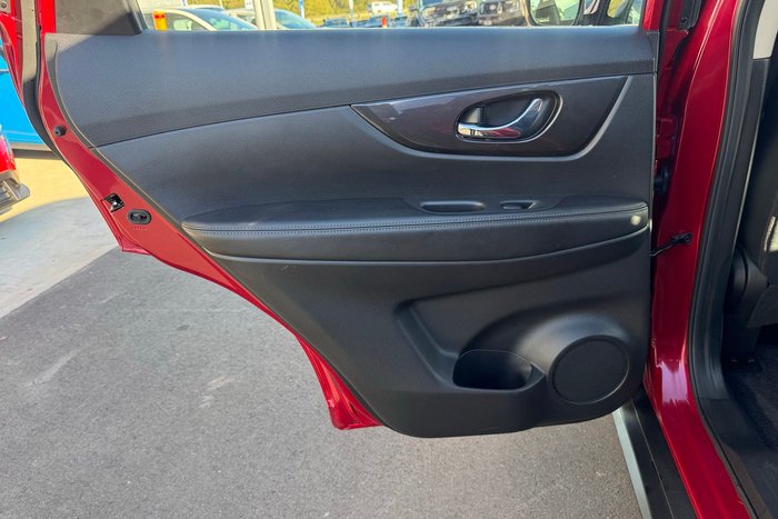 2021 Nissan X-TRAIL ST