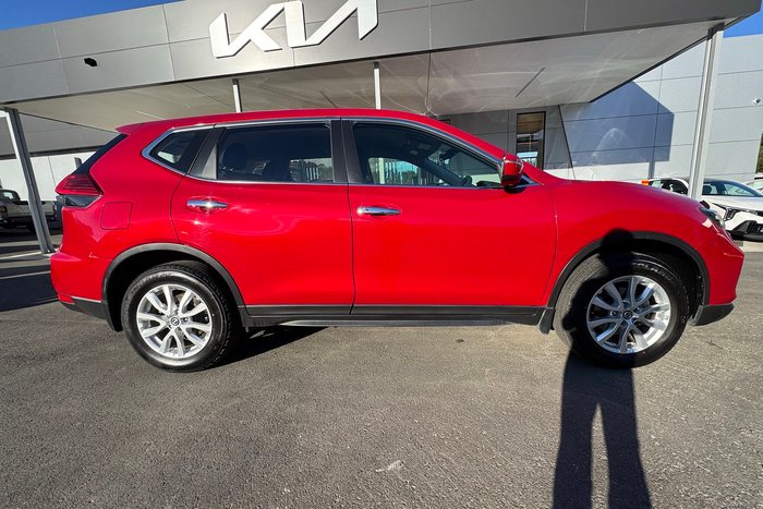 2021 Nissan X-TRAIL ST