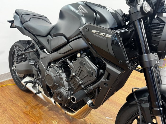 2023 Honda CB650R Black