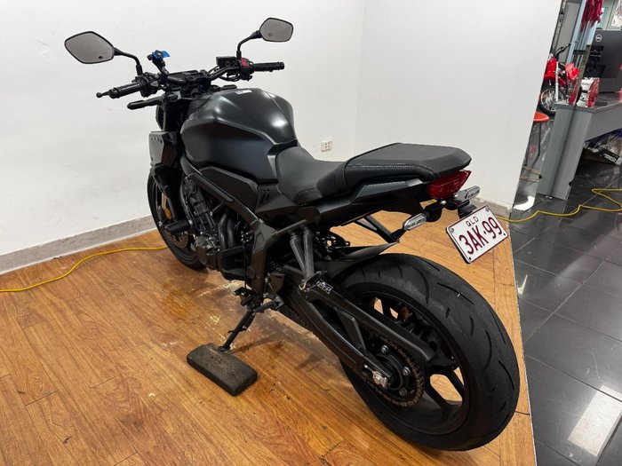2023 Honda CB650R Black