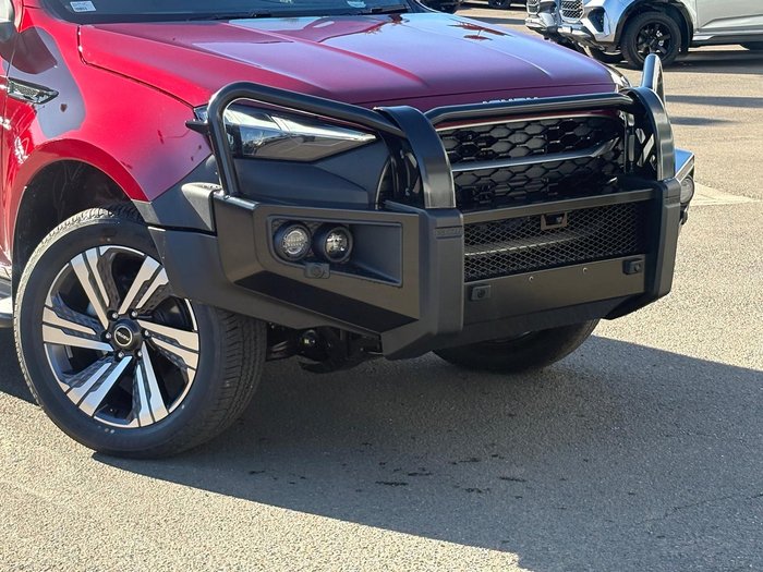 2026 Isuzu MU-X LS-T