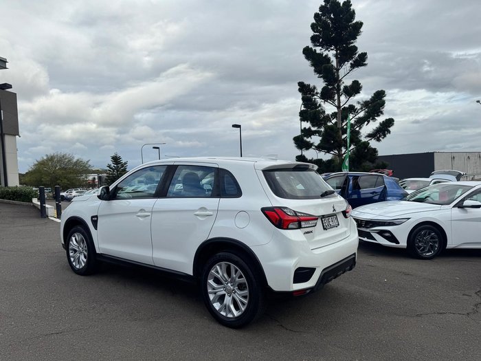 2022 Mitsubishi ASX ES