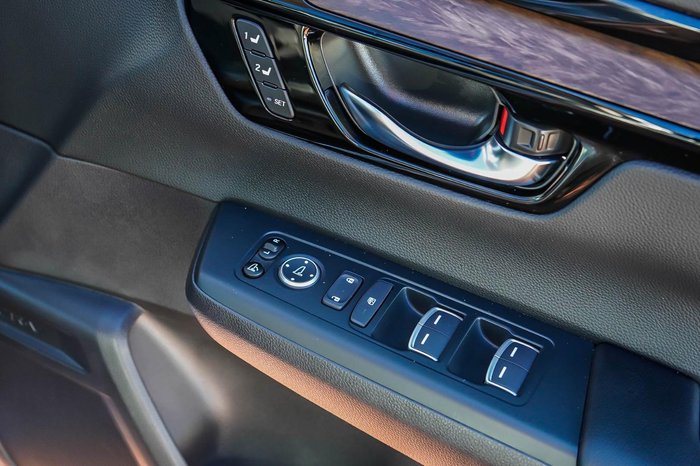 2024 Honda CR-V VTi LX