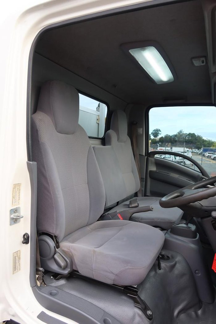 2019 Isuzu N Series NLR 45-150 Servicepack
