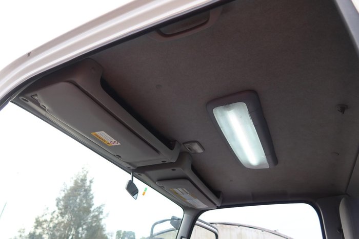 2019 Isuzu N Series NLR 45-150 Servicepack
