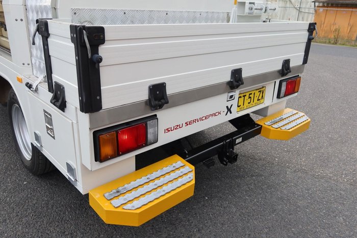 2019 Isuzu N Series NLR 45-150 Servicepack
