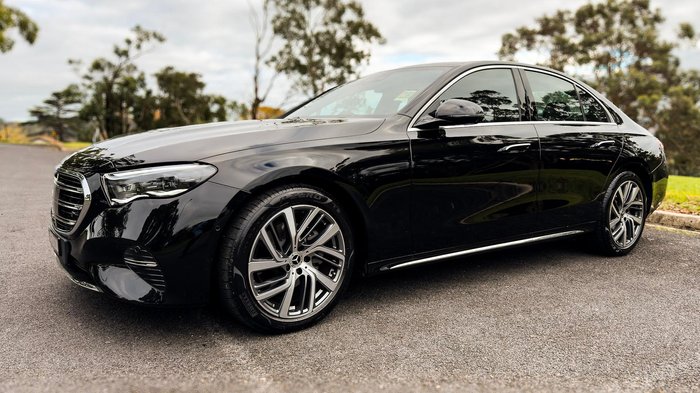 2025 Mercedes-Benz E-Class E200