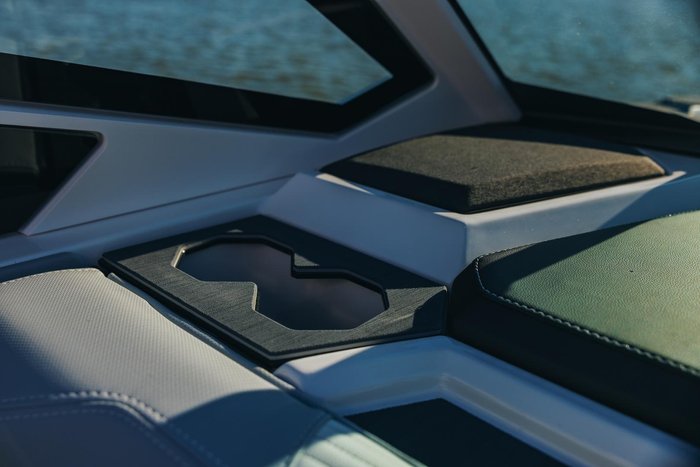 2027 MasterCraft X23