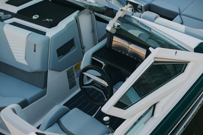 2027 MasterCraft X23