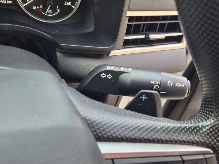 2023 Mitsubishi Outlander ES