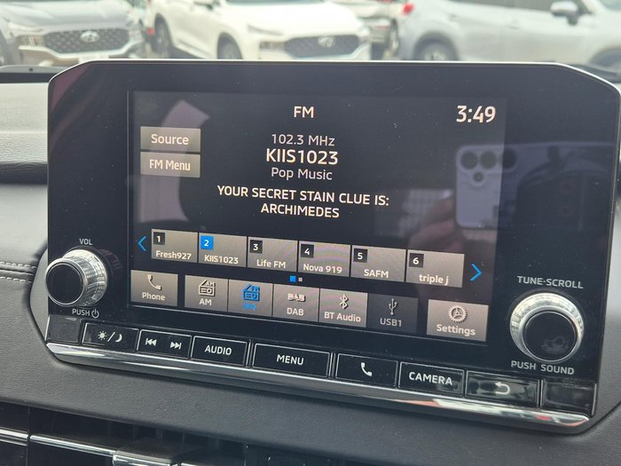 2023 Mitsubishi Outlander ES