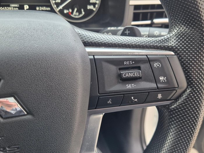 2023 Mitsubishi Outlander ES