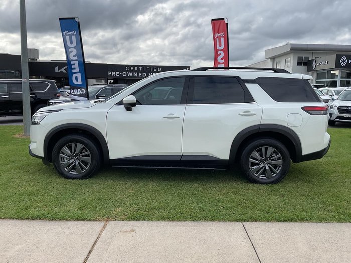 2024 Nissan Pathfinder ST-L