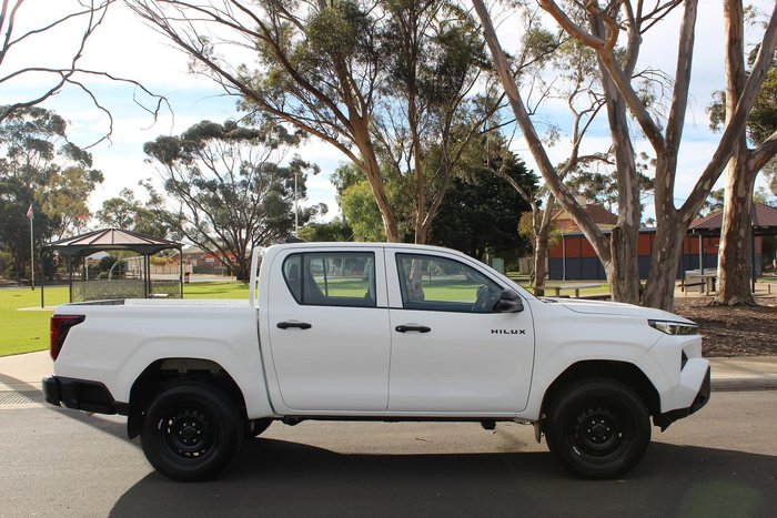 2026 Toyota Hilux Workmate