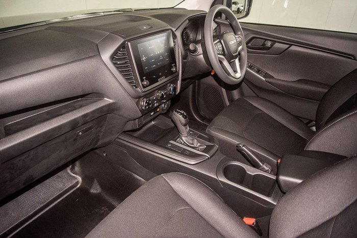 2026 Isuzu D-MAX SX