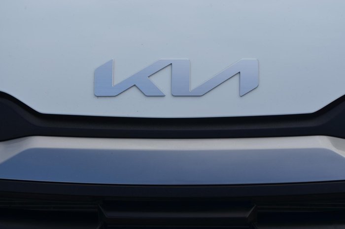 2025 Kia Sportage S