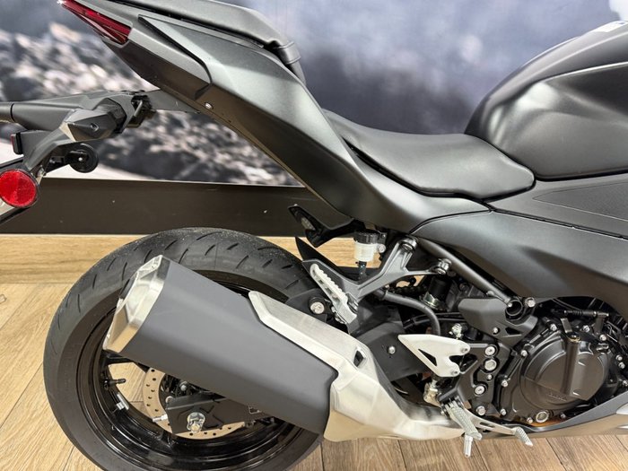 2026 Kawasaki NINJA 500 Black