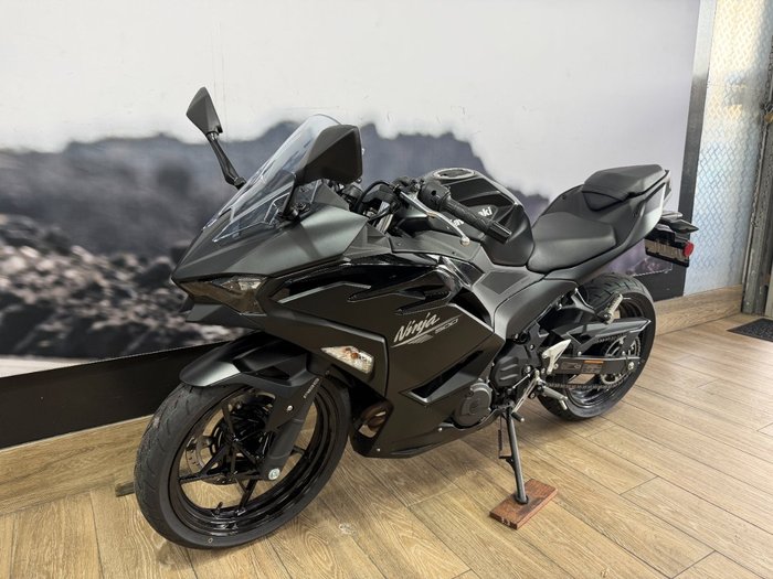2026 Kawasaki NINJA 500 Black