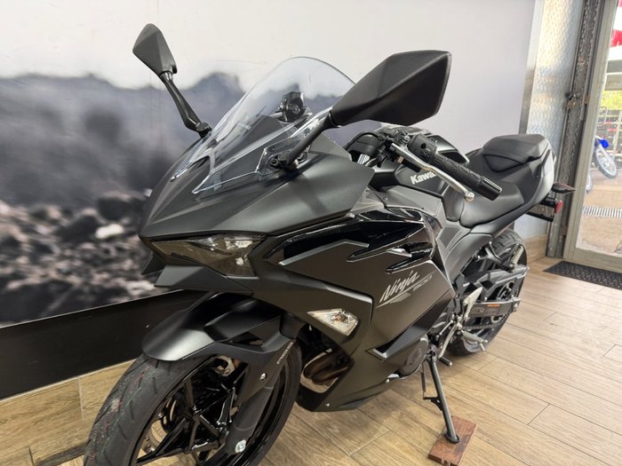 2026 Kawasaki NINJA 500 Black