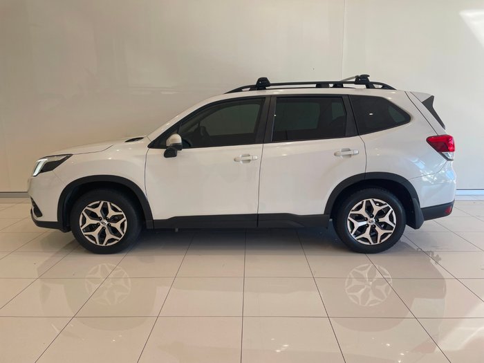 2022 Subaru Forester 2.5i