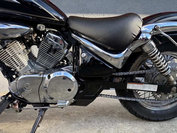 2000 Suzuki Intruder 250LC (VL250)