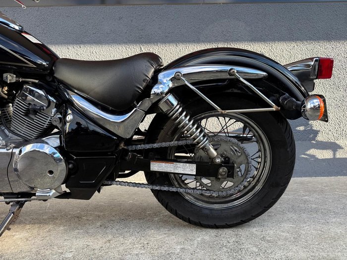 2000 Suzuki Intruder 250LC (VL250)